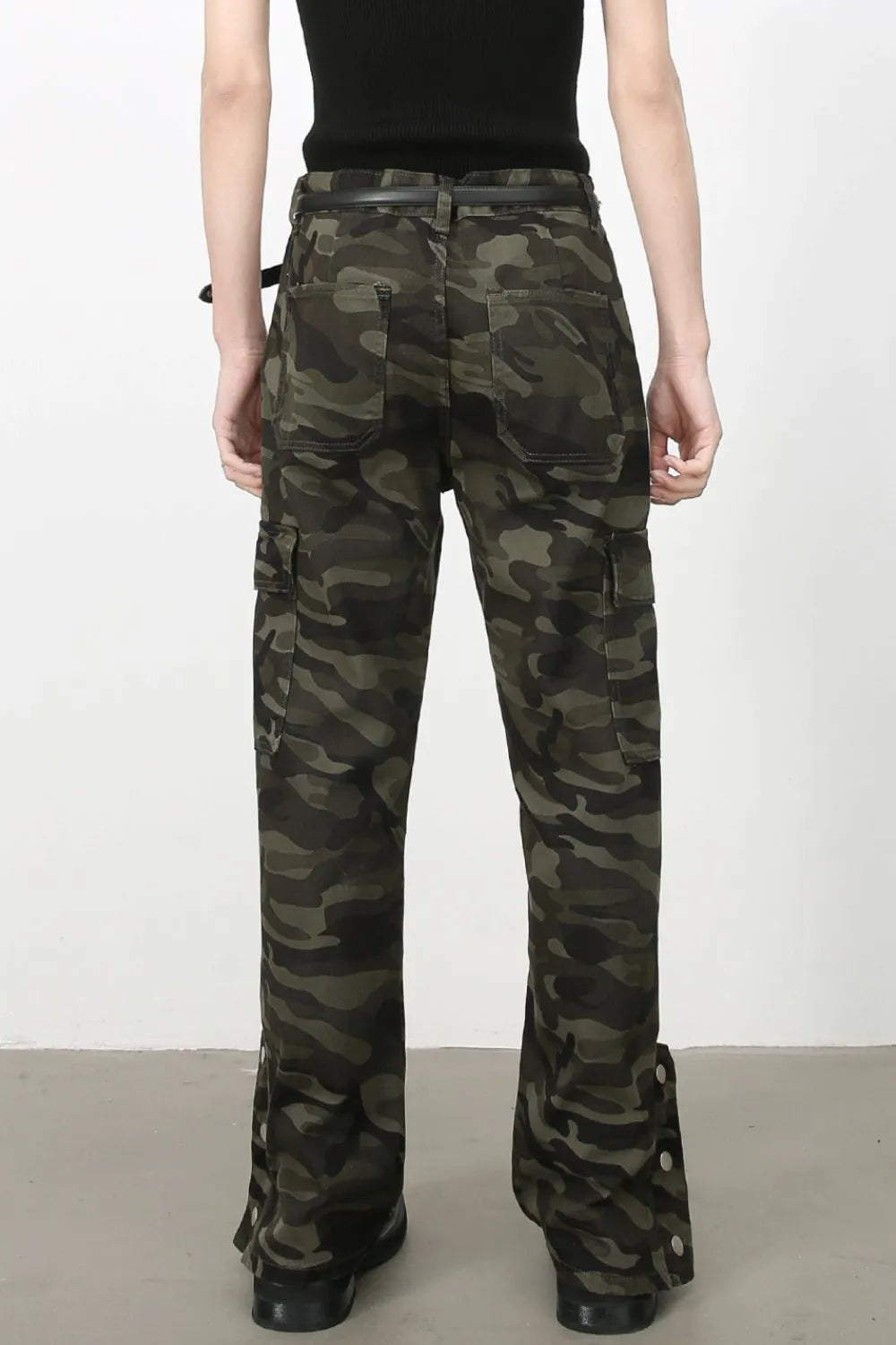 Men's Camouflage Jeans with Cargo Pockets