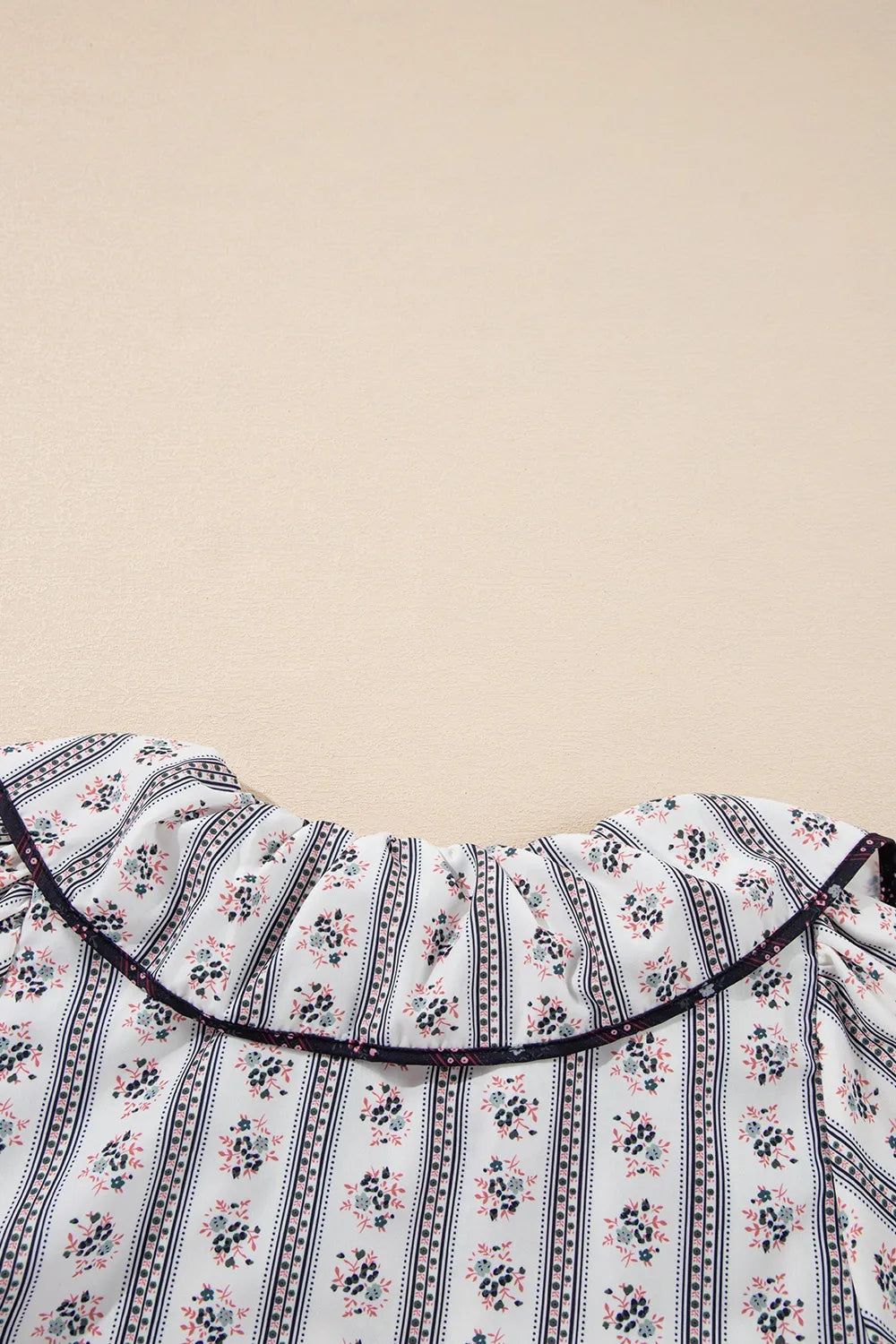 Floral Ruffled Collar Short Puff Sleeve Printed Blouse