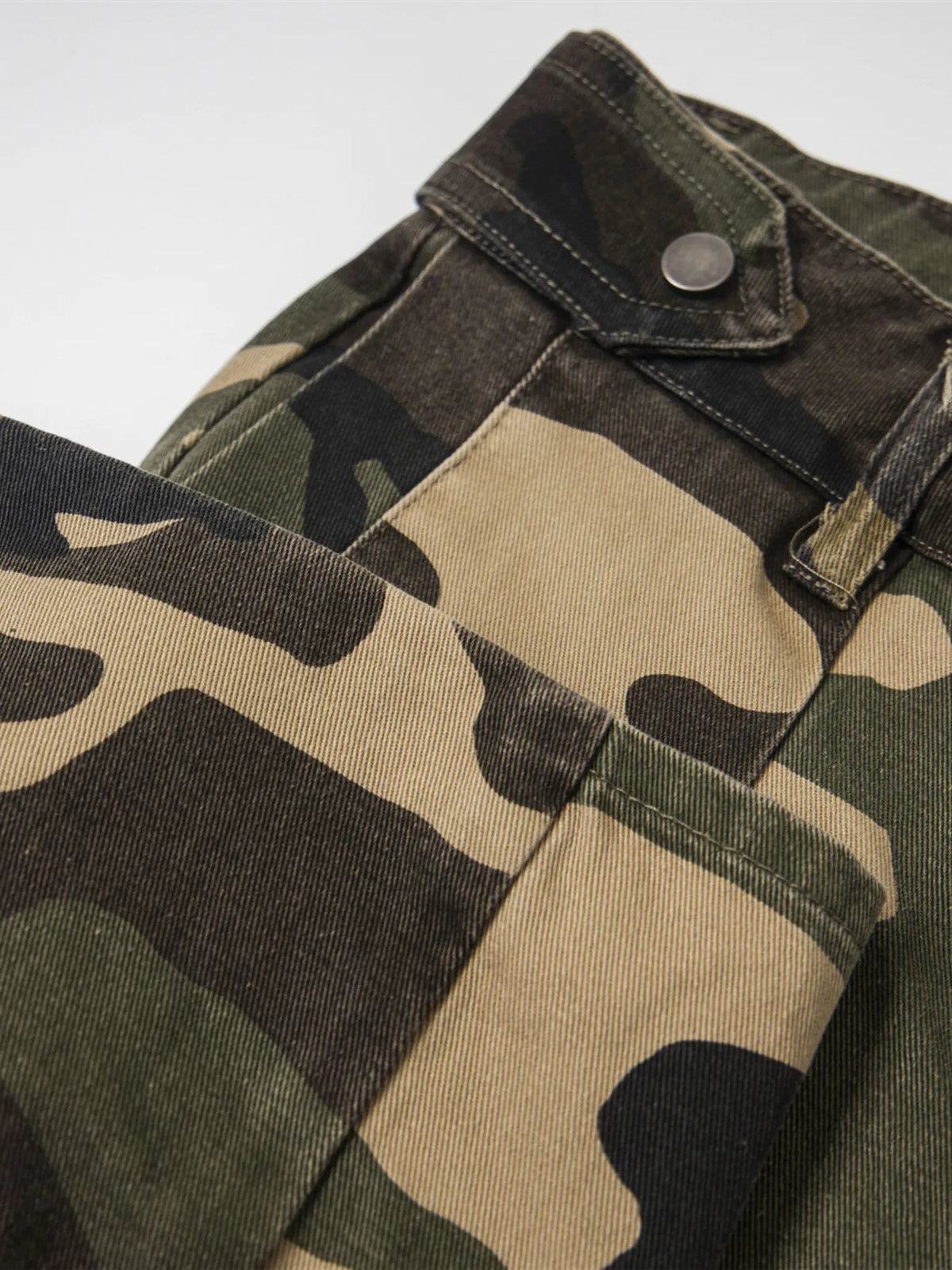 Men's Wide Leg Cargo Shorts