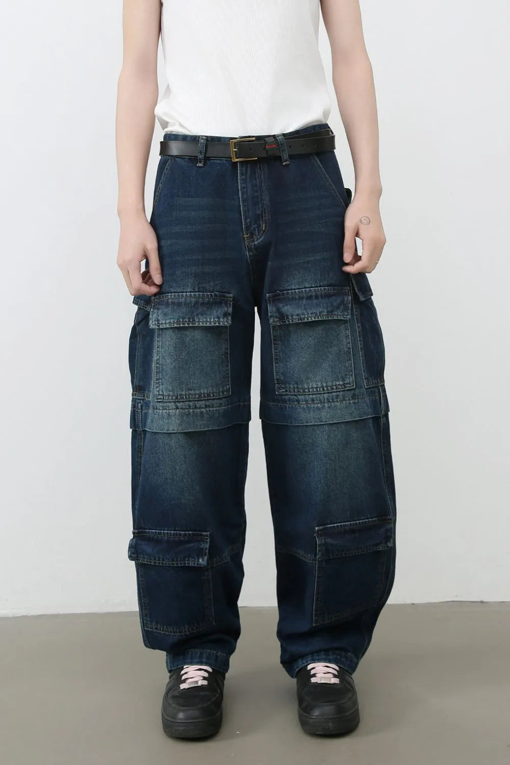 Men's Mid Rise Jeans with Cargo Pockets
