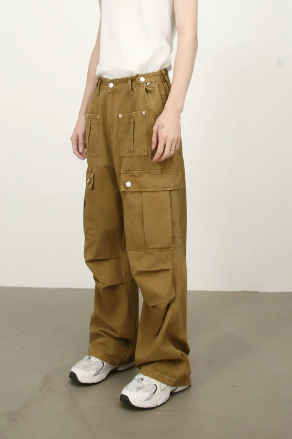 Men's Mid Rise Cargo Jeans