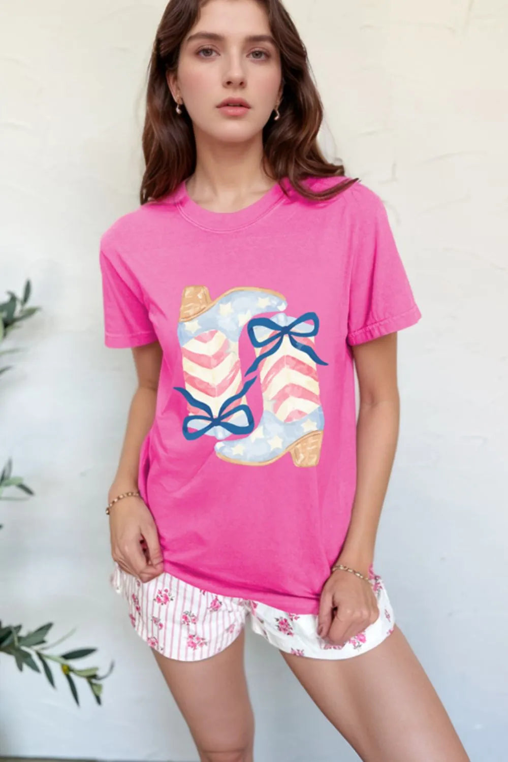 Graphic Round Neck Short Sleeve T-Shirt