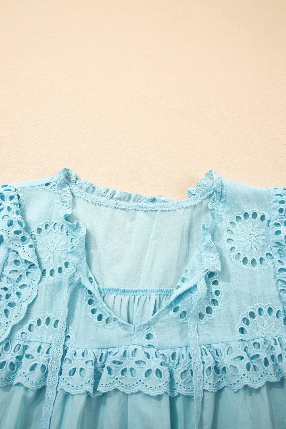 Eyelet Lace Trim Puff Sleeve Blouse
