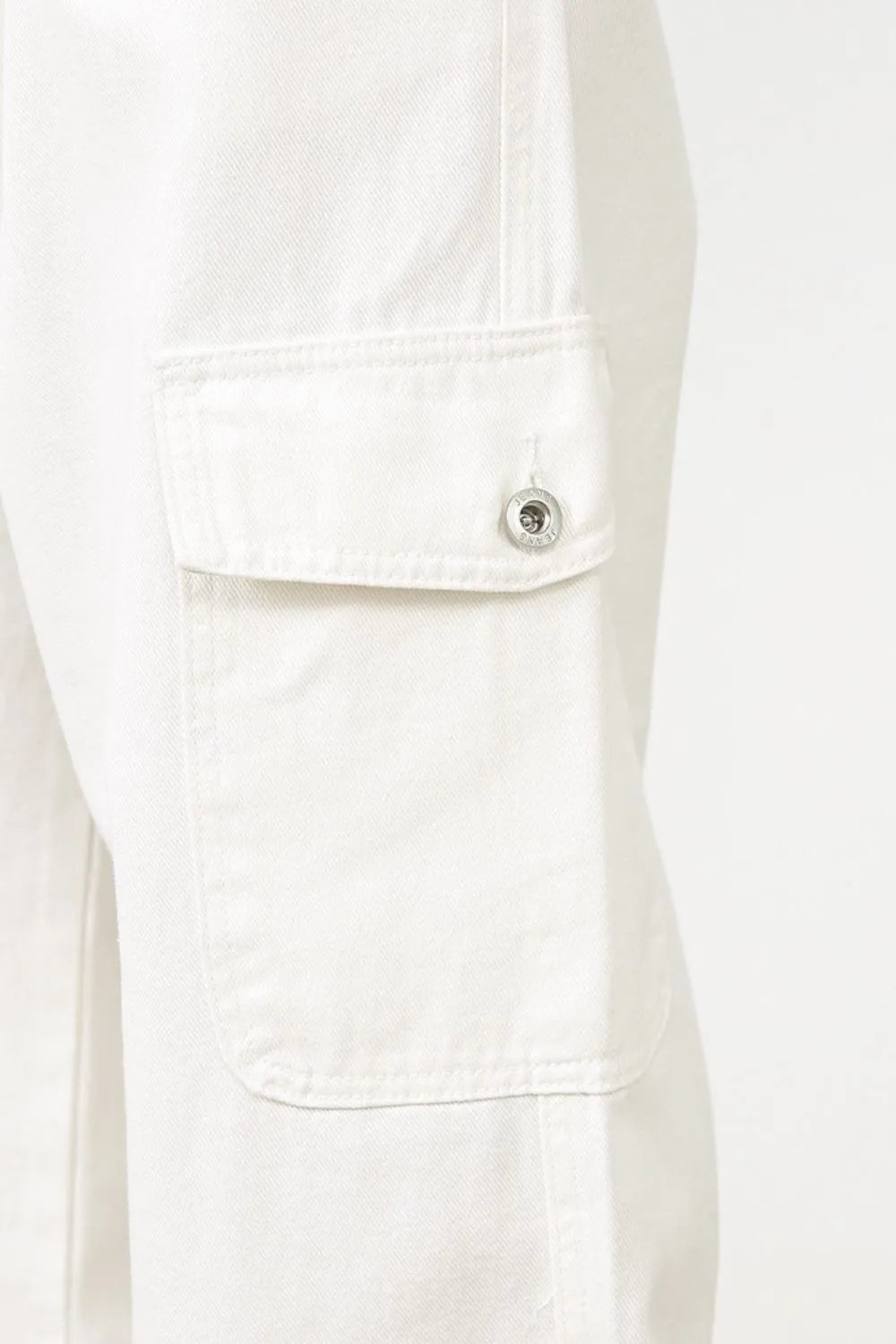 Men's Loose Fit Cargo Jeans