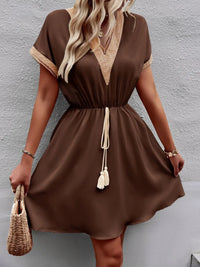 Devine Contrast Trim V-Neck Short Sleeve Mini Dress