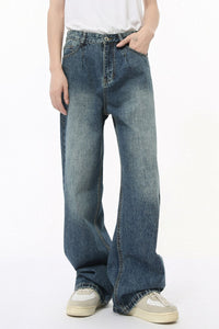 Mid Rise Wide Leg Jeans with Pockets