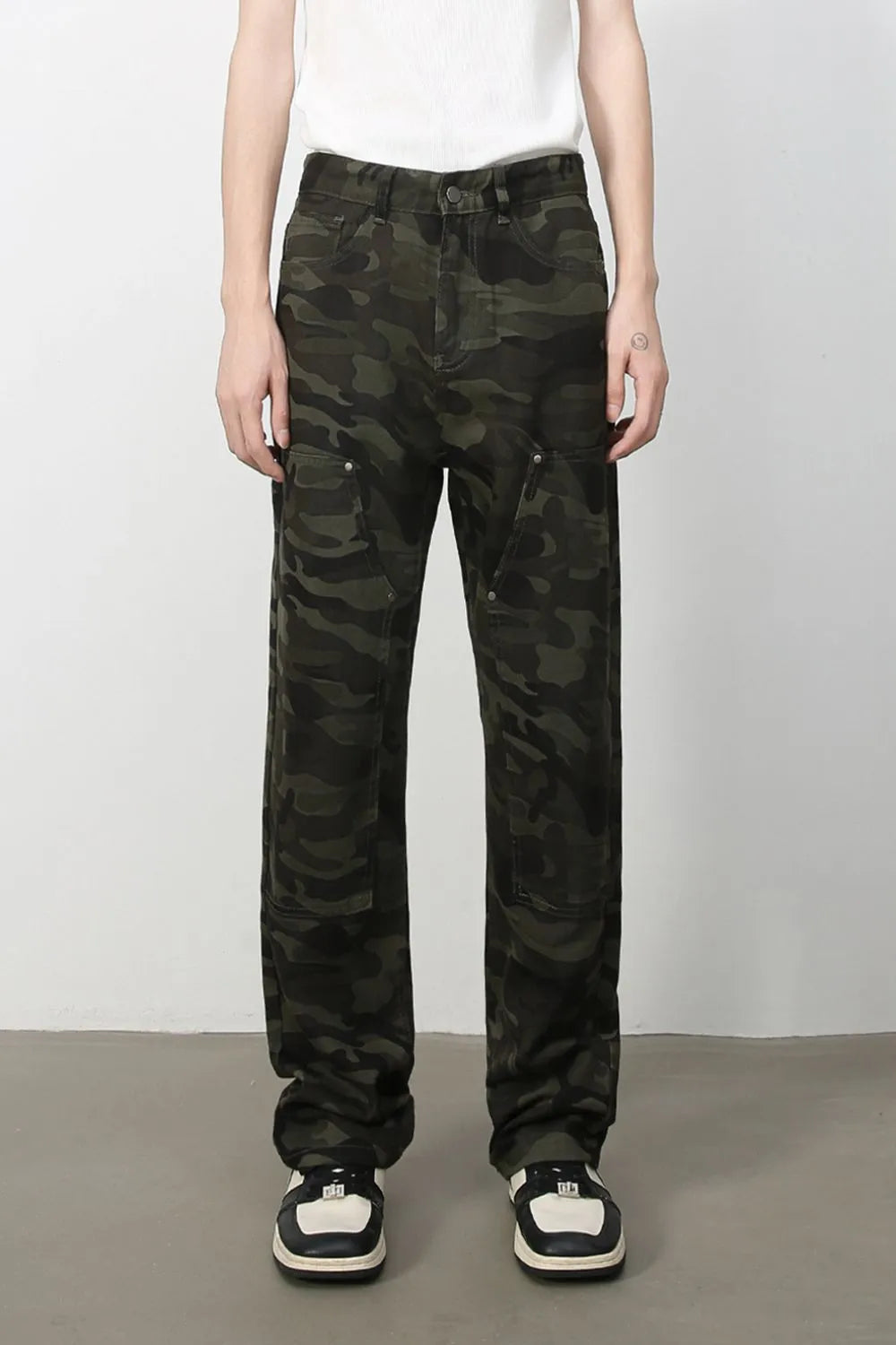 Men's Camouflage Straight Leg Cargo Jeans