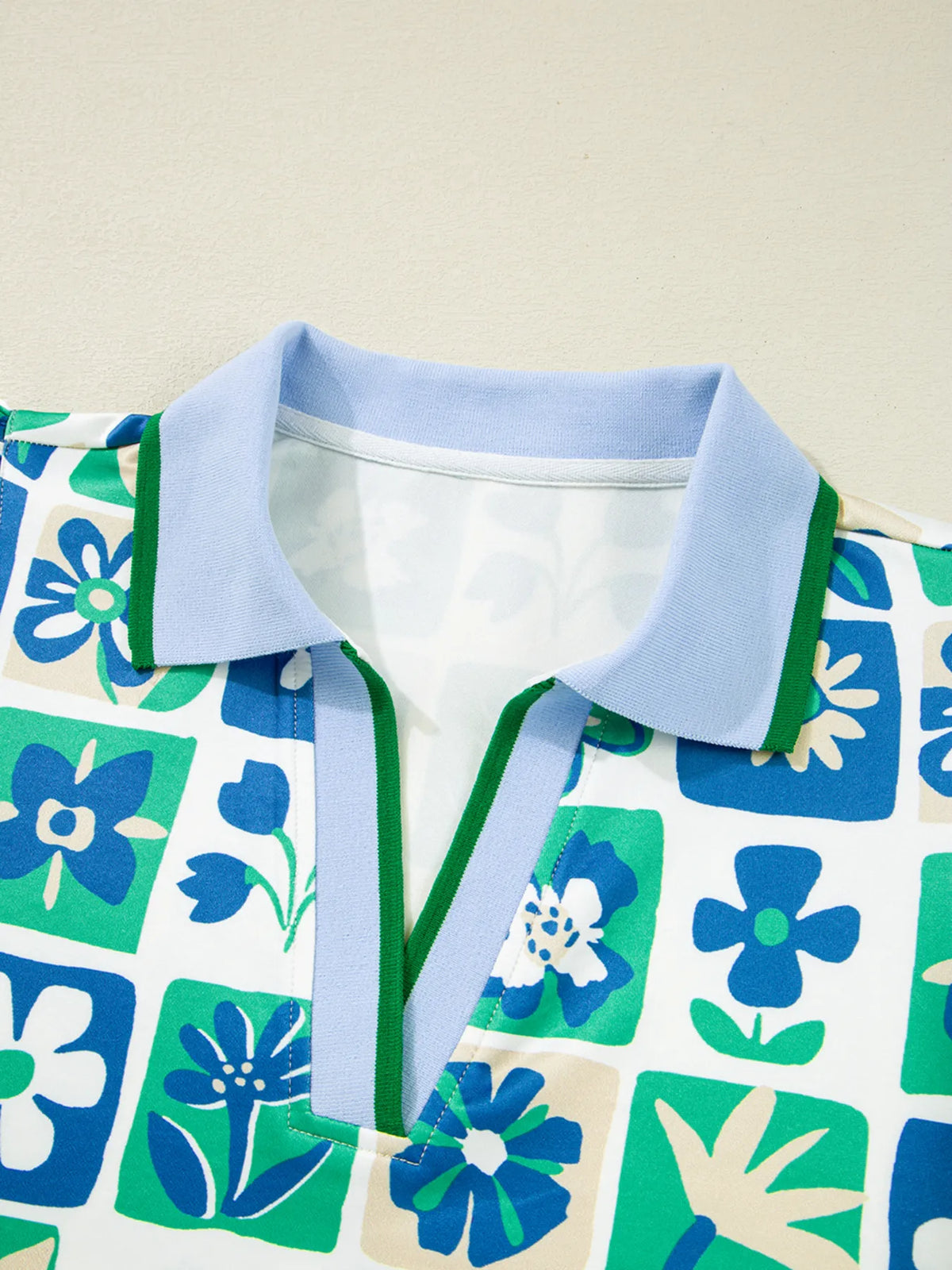 Floral Print Collared Blouse with Flutter Sleeves