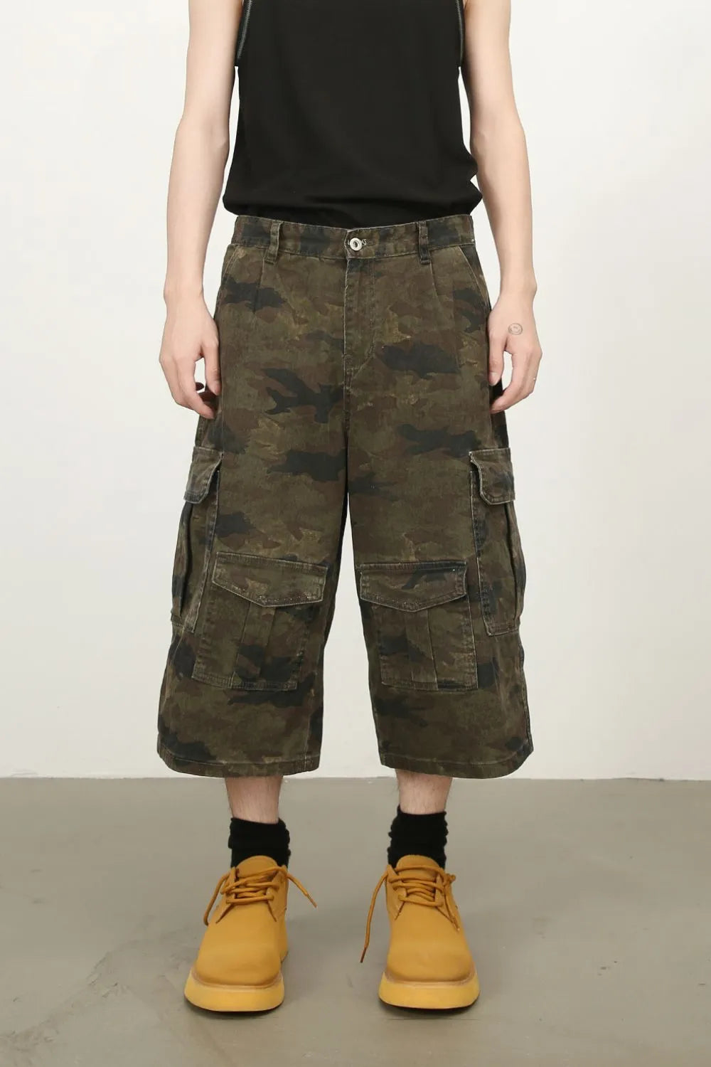 Men's Camouflage Wide Leg Cargo Jeans