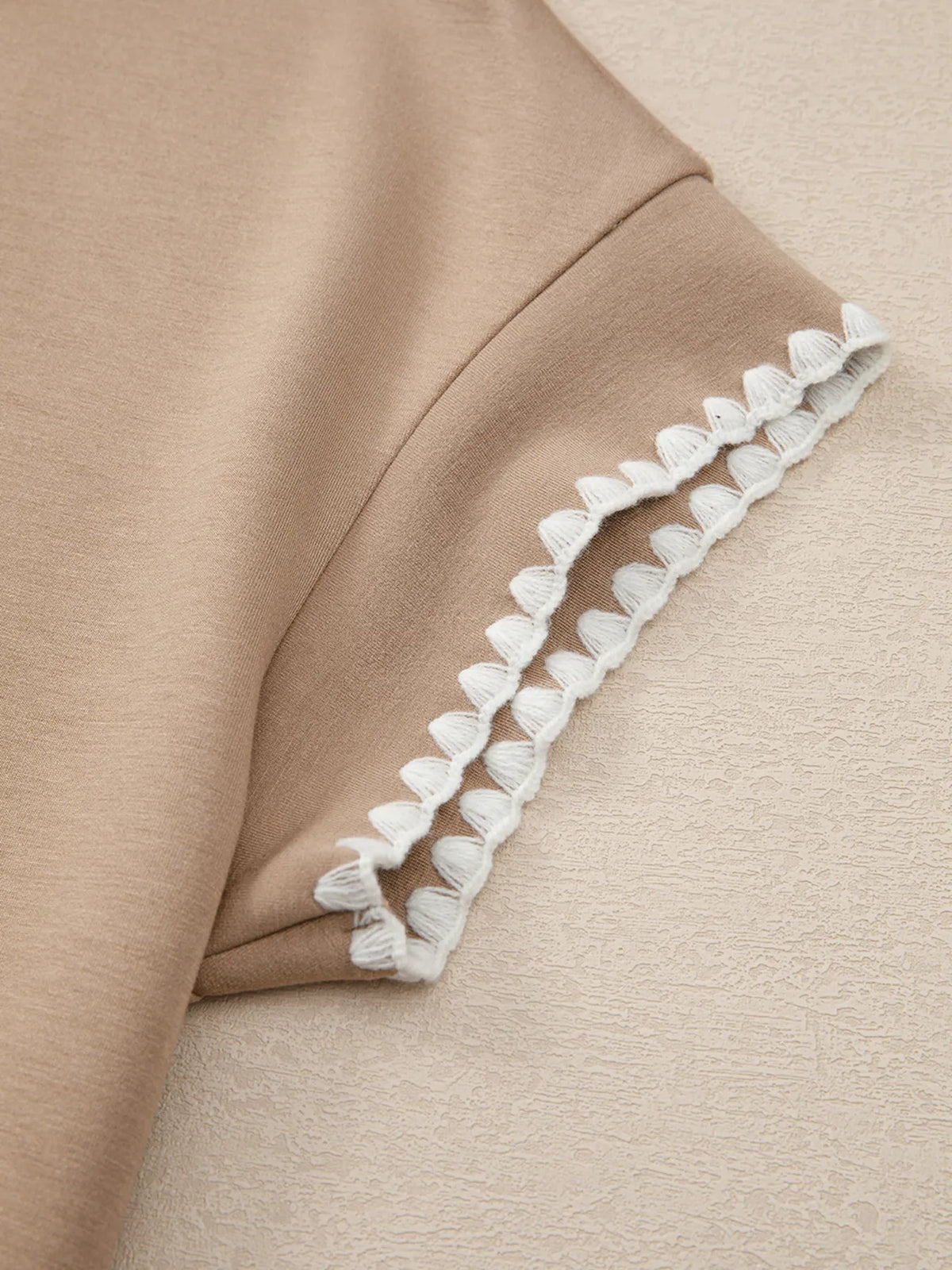 Contrast Trim Short Sleeve T-Shirt