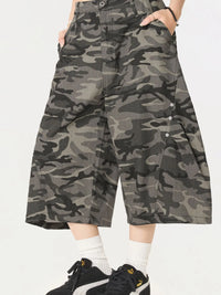 Men's Camouflage Pocketed Shorts
