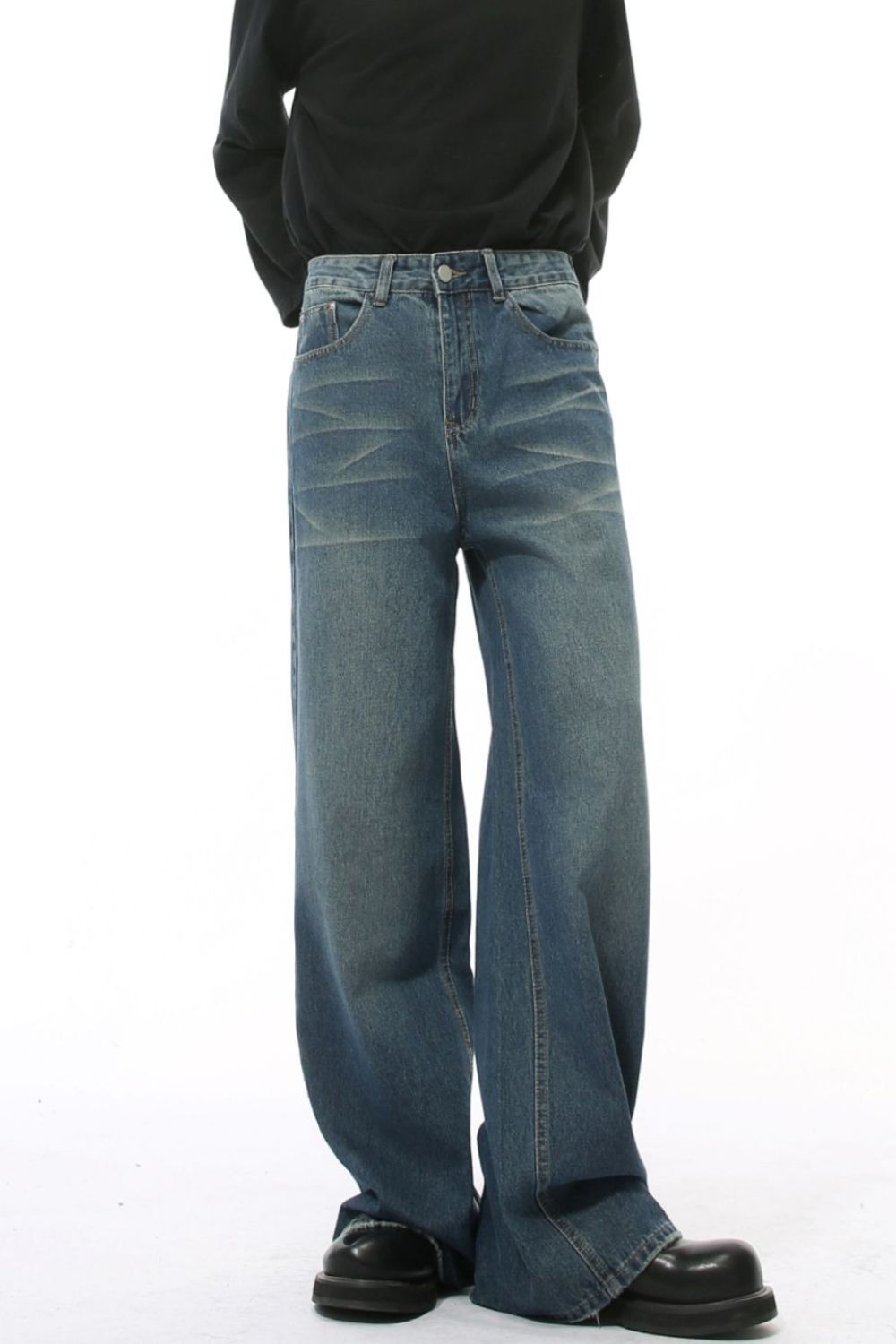 Wide Leg Pocketed Jeans