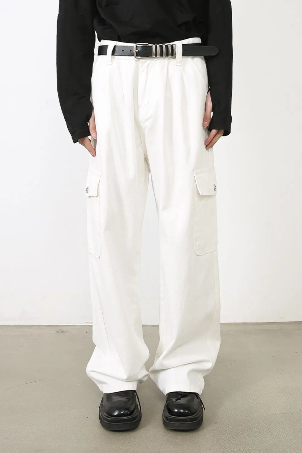 Men's Loose Fit Cargo Jeans