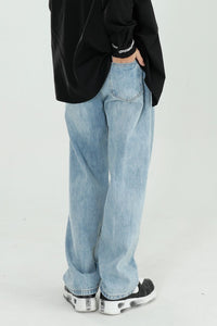 Mid Rise Wide Straight Jeans with Pockets