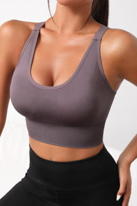 Solid Scoop Neck Long Active Bra