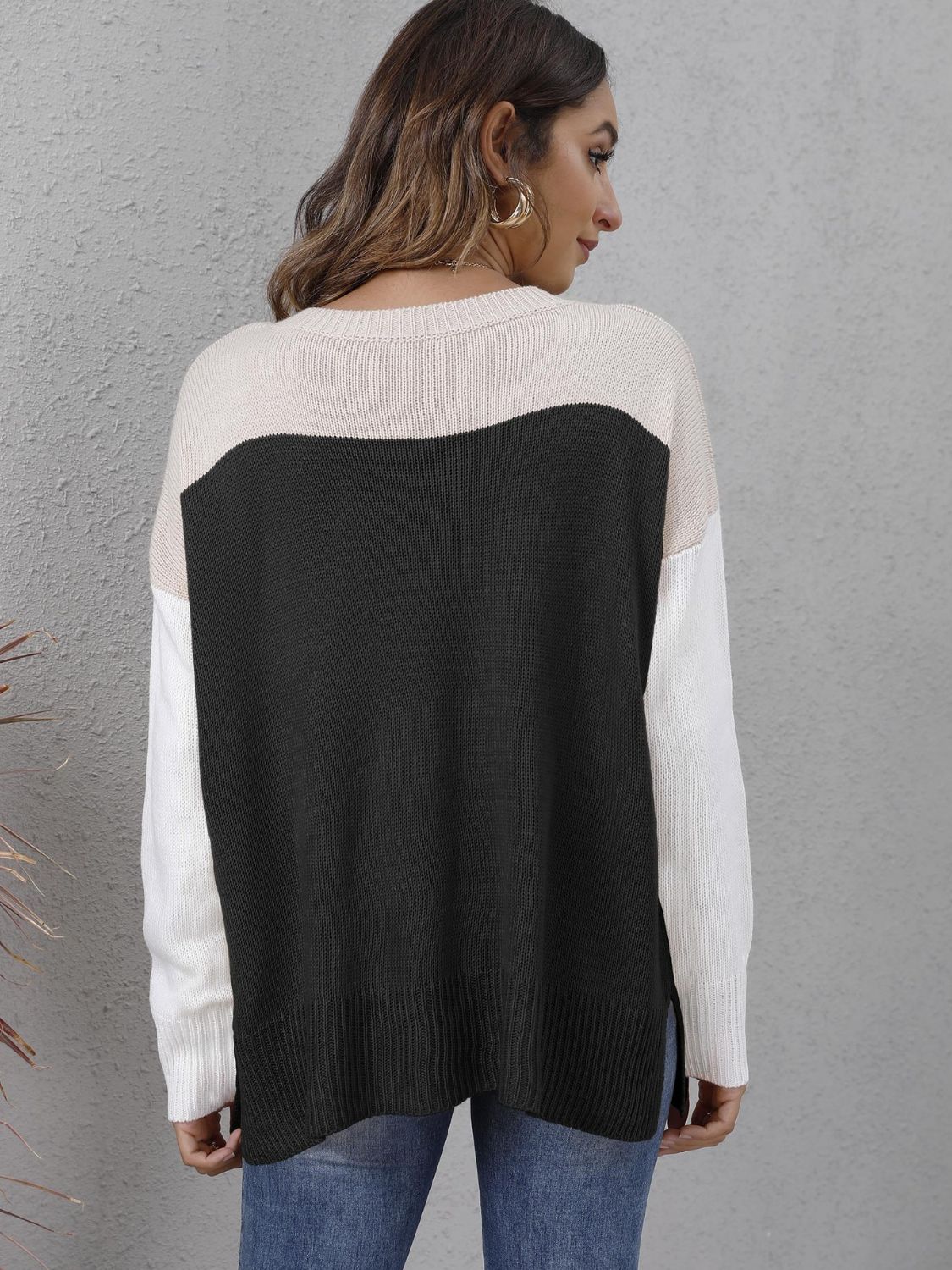 Two-tone Round Neck Dropped Shoulder Sweater