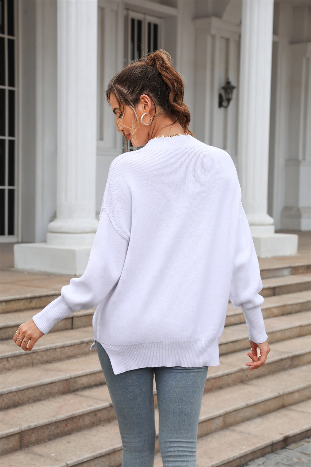 Round Neck Long Sleeve Sweaters