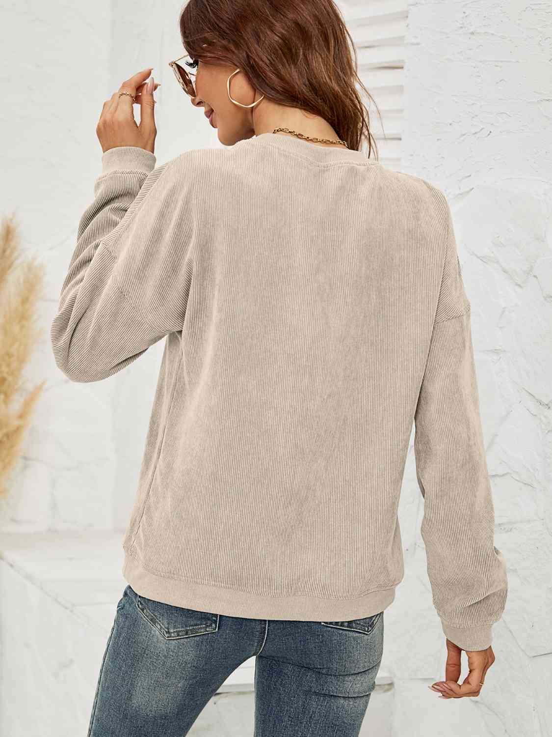 CHRISTMAS Graphic Sweatshirt