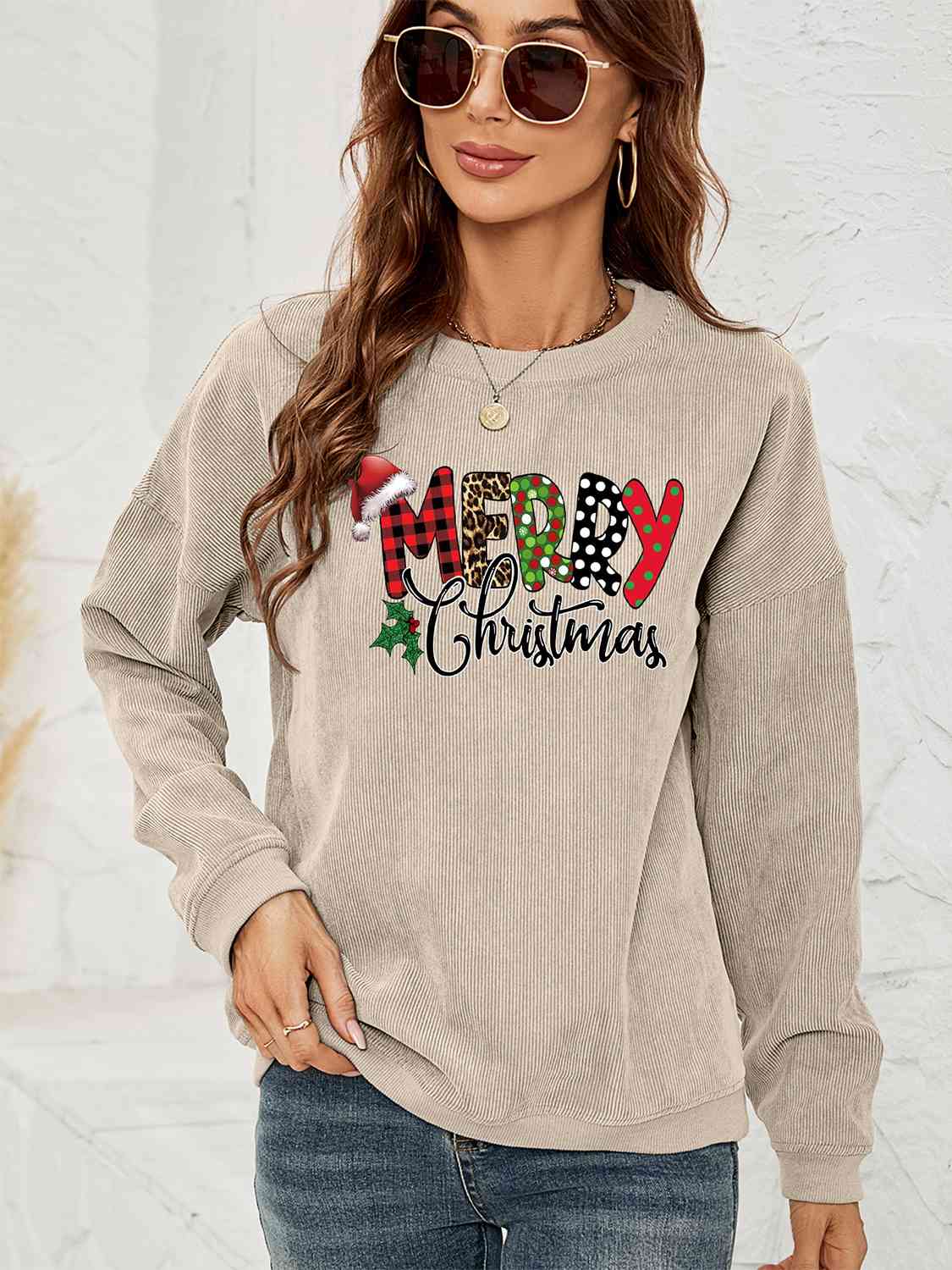 CHRISTMAS Graphic Sweatshirt
