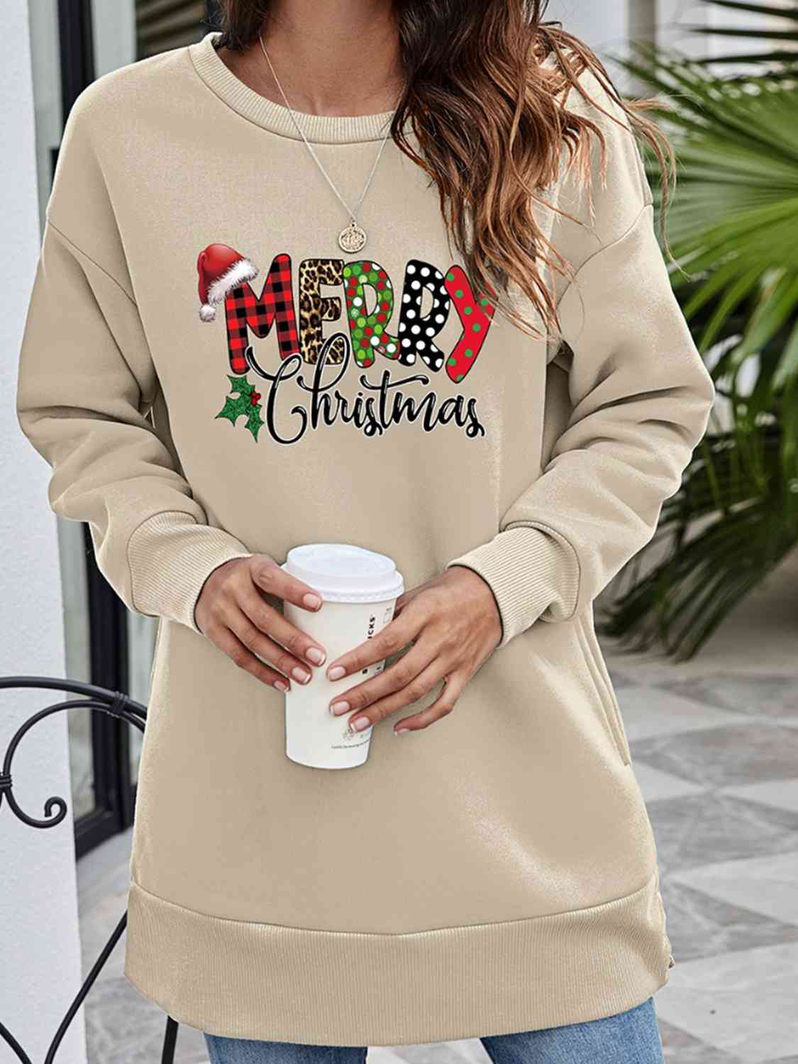 Graphic Sweatshirt MERRY CHRISTMAS