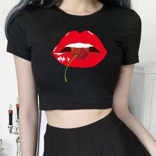 Crop Tops: How to Style Them for Any Occasion