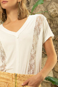 Inset Lace Outseam Detail Short Sleeve V-Neck T-Shirt