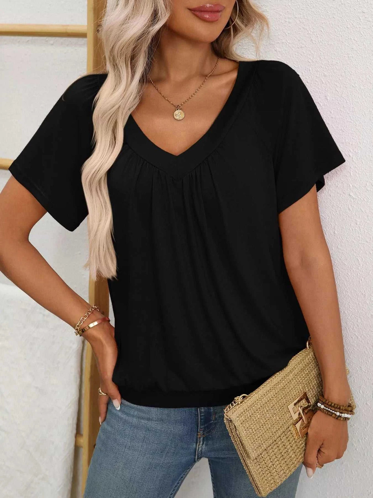 V-Neck Short SleeveT-Shirt 100100823198287 31 Affordable Fashion Under $100 Jerry's Apparel 