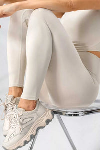 High-Waisted Seamless Active Leggings 101006865851266 48 Affordable Fashion Under $100 Jerry's Apparel 