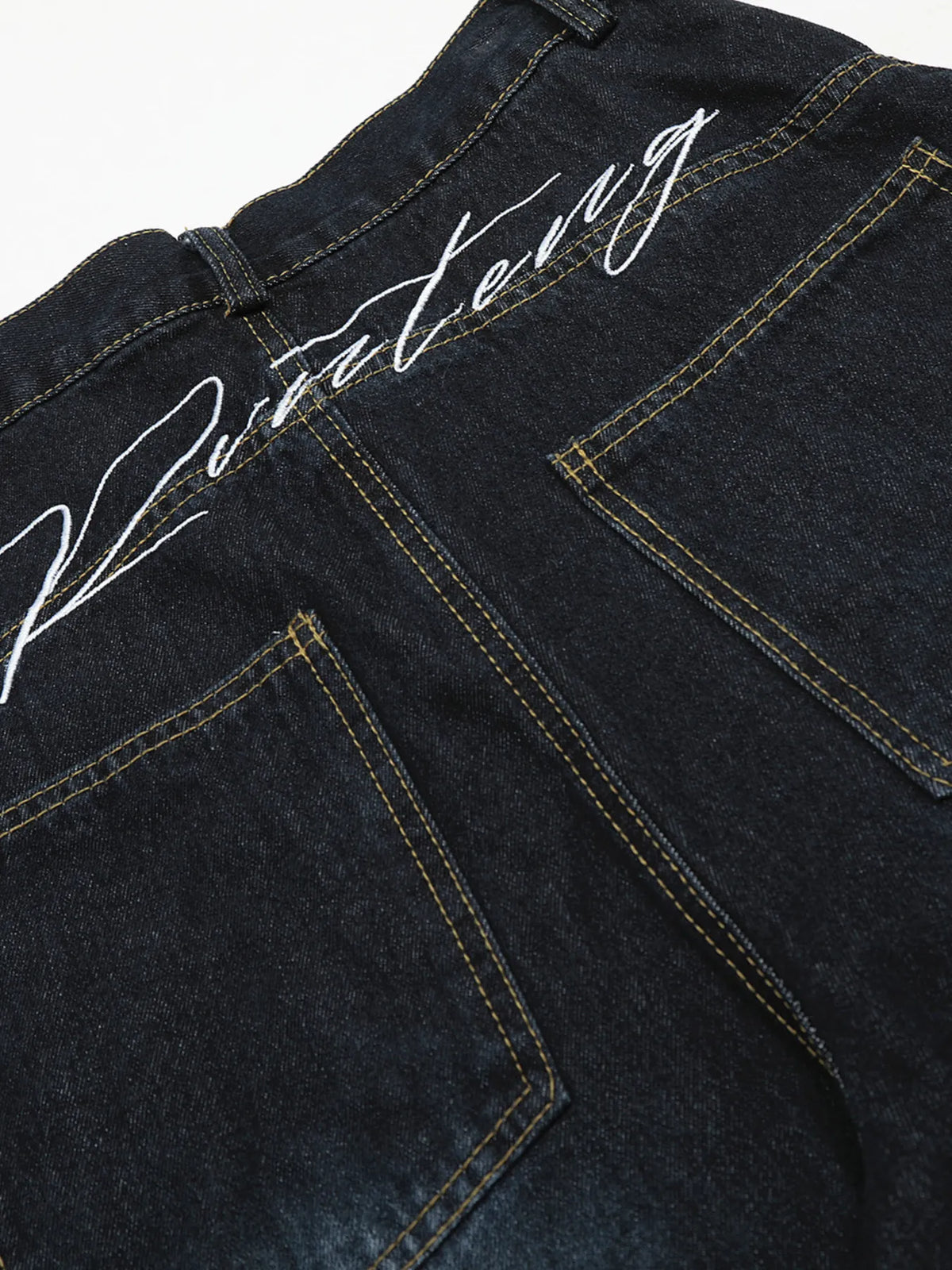 Men's Oversized Wide-Leg Denim Shorts