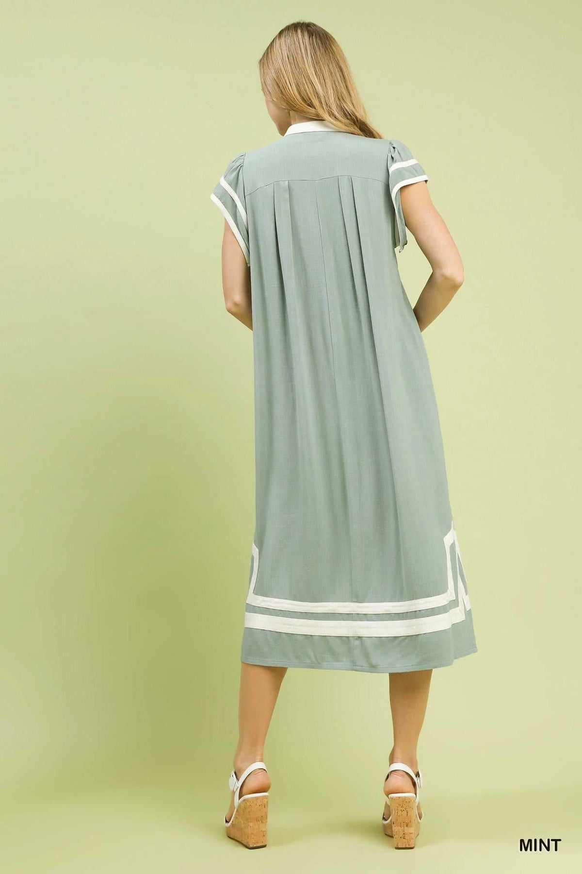 Umgee Linen Cotton Contrast Neckline Midi Dress 100100715311340 62 Affordable Fashion Under $100 Jerry's Apparel 