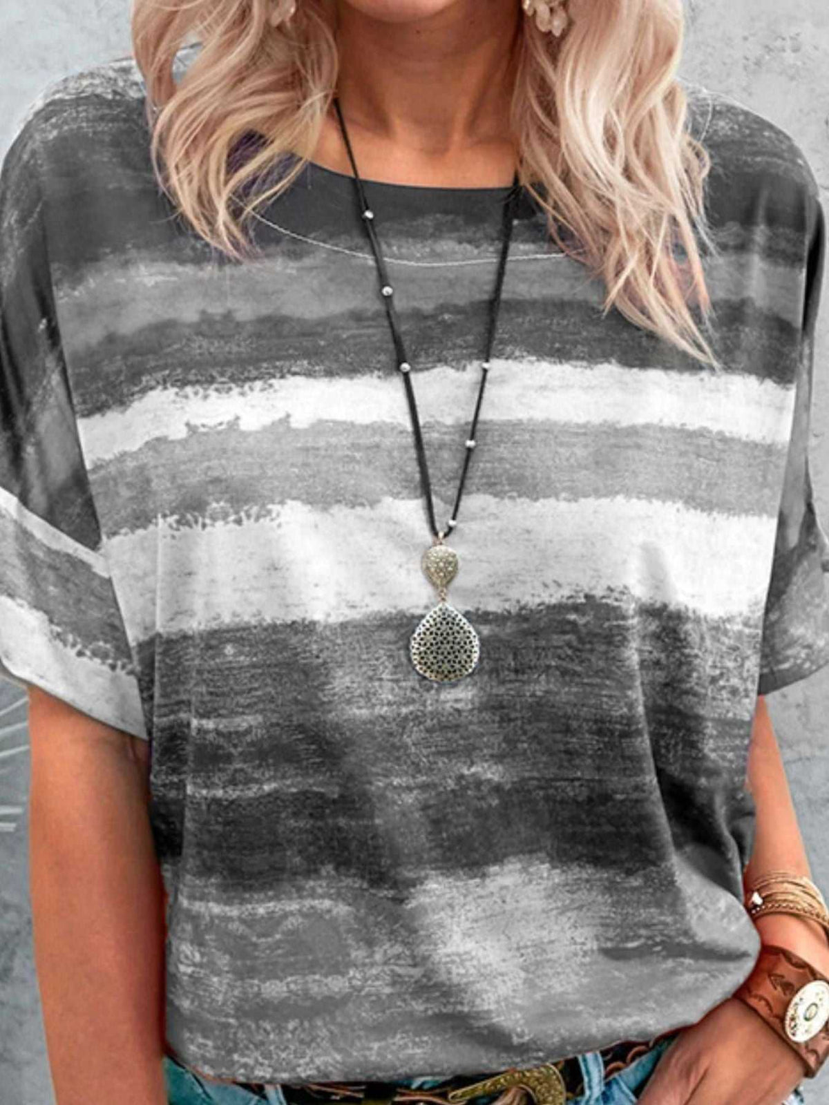 Contrast Round Neck Casual T-Shirt 100100706660927 23 Affordable Fashion Under $100 Jerry's Apparel 