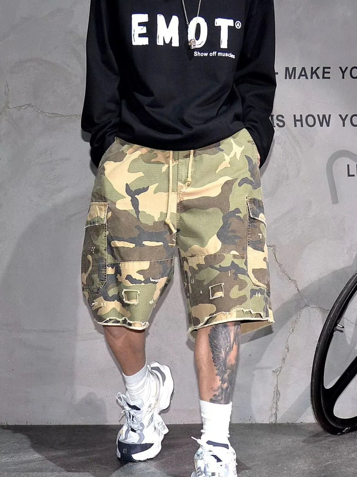 Men's Plus Size Camo Cargo Shorts with Multi-Pocket