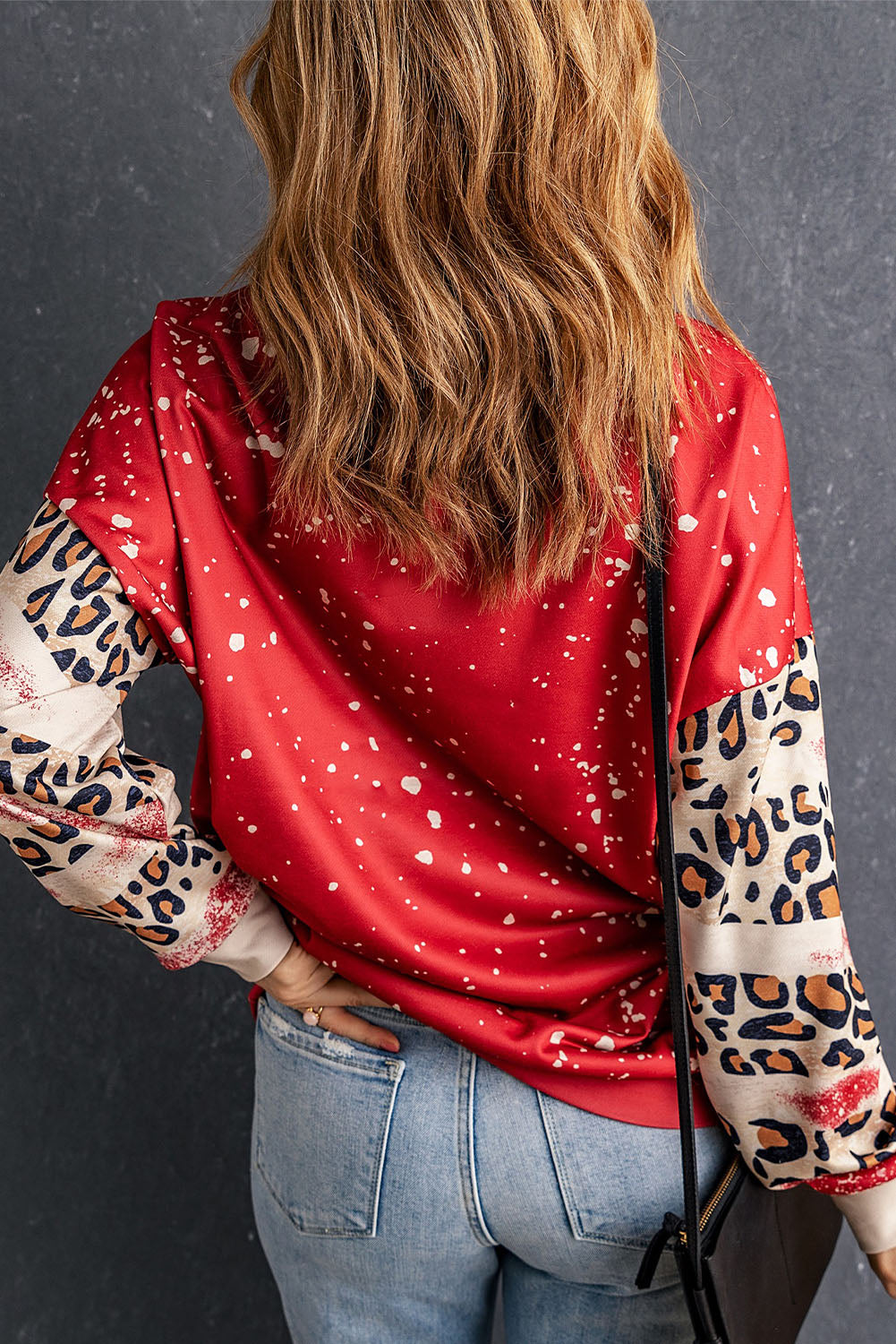 Three Heart Leopard Round Neck Sweatshirt