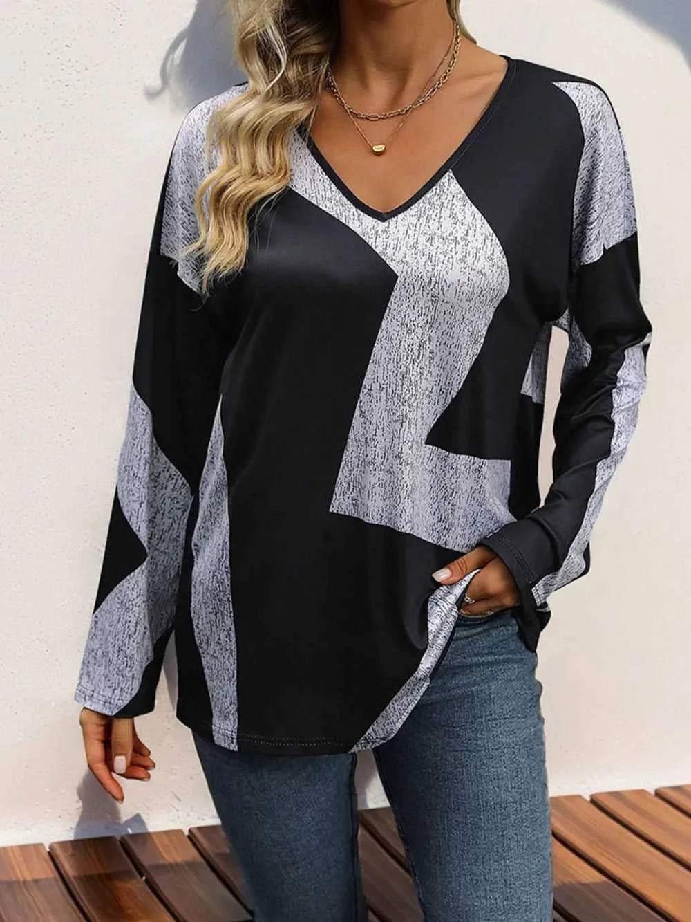 Perfee Color Block V-Neck Long Sleeve T-Shirt 100100381231602 33 Affordable Fashion Under $100 Jerry's Apparel 