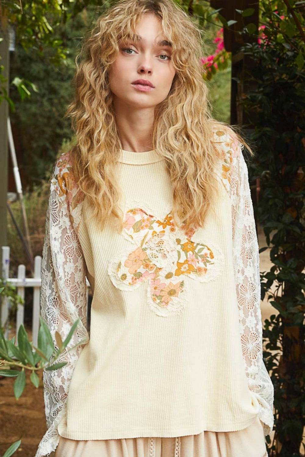 POL Flower Patch Lace Sleeve Knit Top