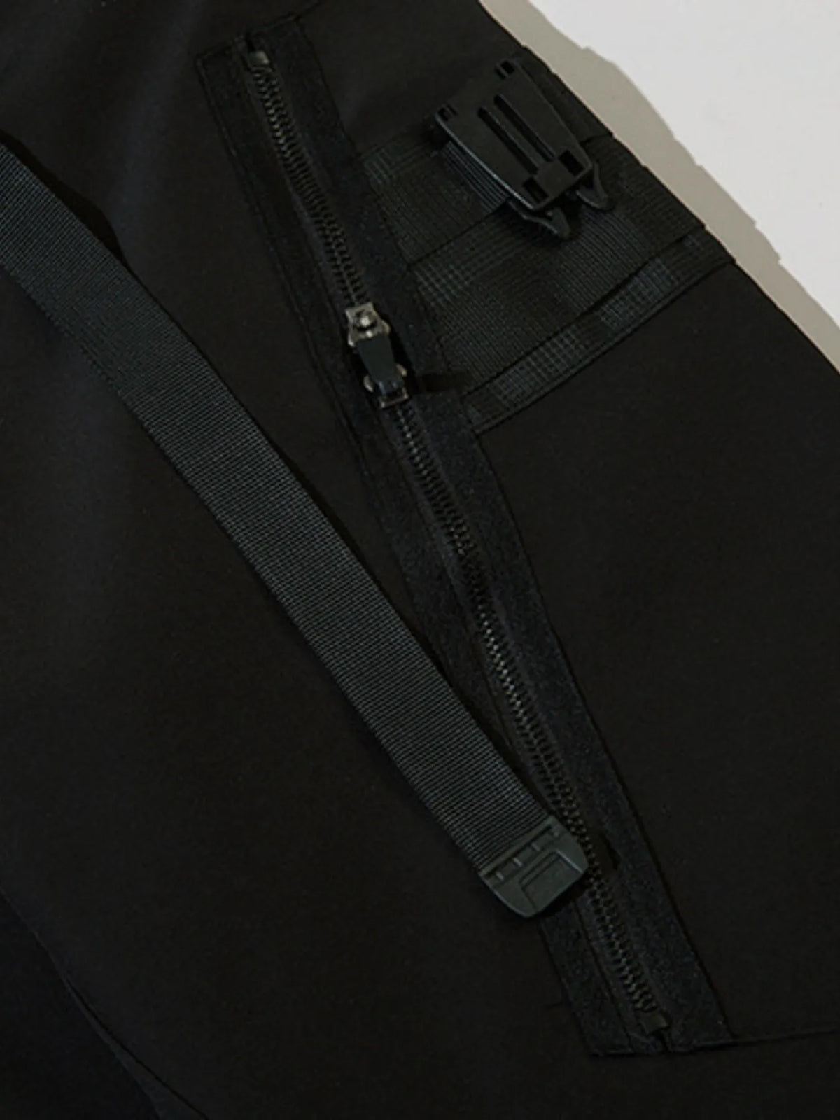 Men's Cargo Joggers with Zip Pockets