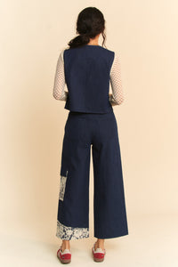 Davi & Dani Lace Applique Wide Leg Jeans