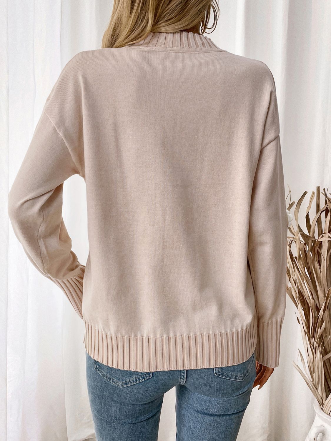 Perfee Flower Round Neck Long Sleeve Sweater