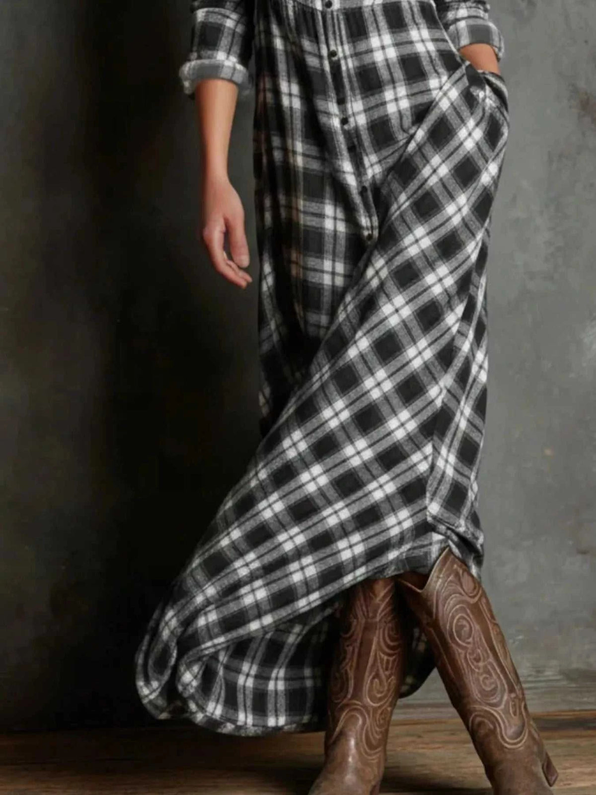 Full Size Plaid Button-Down Maxi Dress Plus Size 100100974392758 44 Affordable Fashion Under $100 Jerry's Apparel 