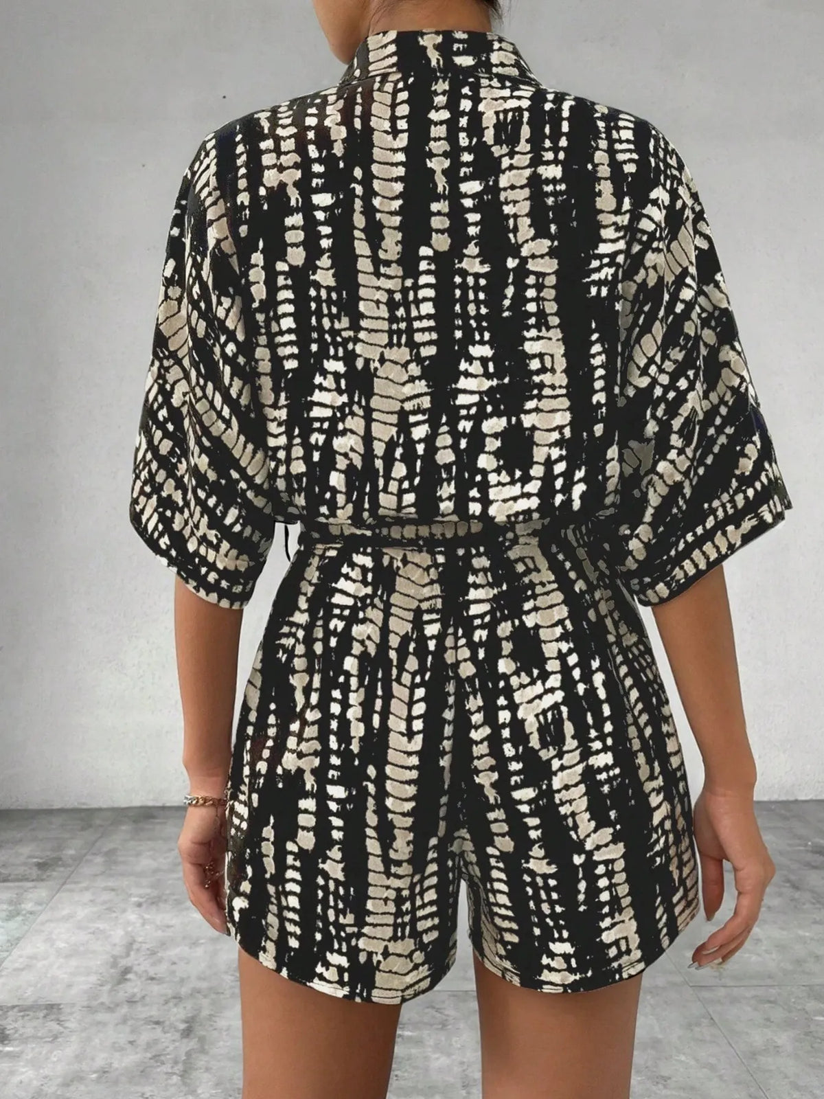 Tie Dye Print Collar Neck Short Sleeve Romper