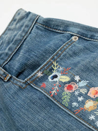 Men's Floral Trim Wide Leg Denim Shorts