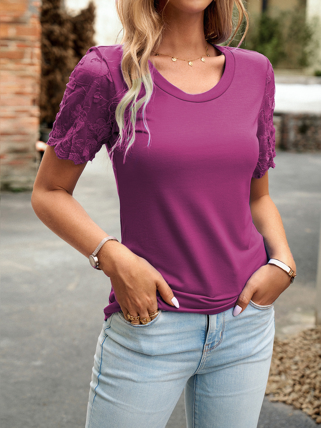 Devine Lace Detail Round Neck Short Sleeve T-Shirt