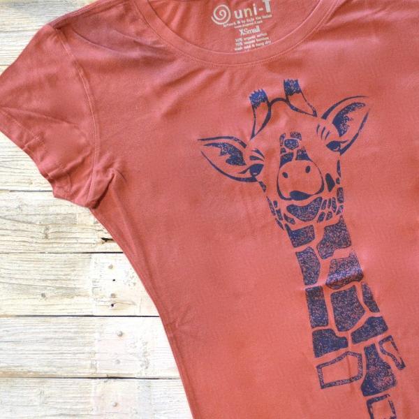 Women's Giraffe T-shirt - Animal Print Tee