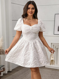 Plus Size Smocked Sweetheart Neck Puff Sleeve Mini Dress