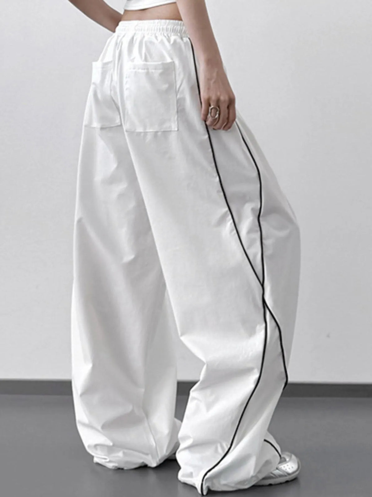 Oversized Wide Leg Pants with Contrast Piping
