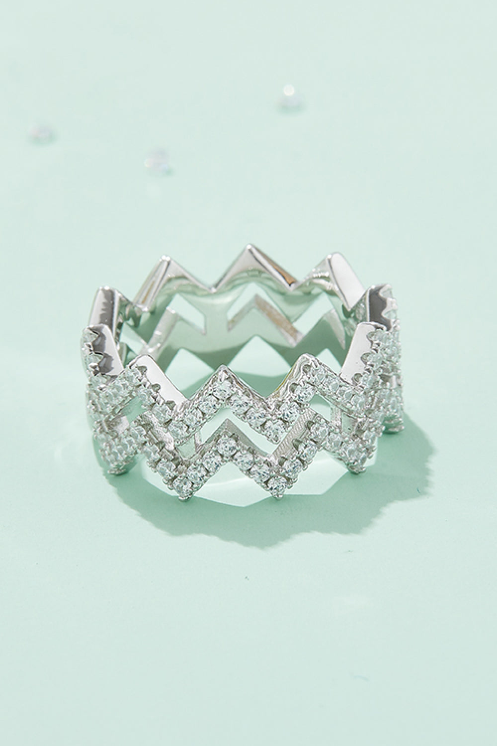 Baeful Moissanite Zigzag Stacking Rings