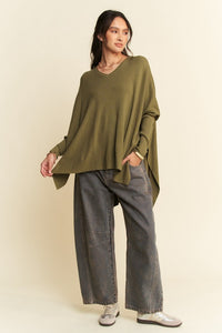 Davi & Dani High-Low Side Slit Batwing Sleeve Top