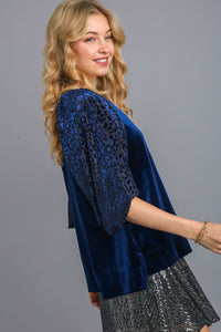 Umgee Round Neck Leopard Balloon Sleeve Velvet Top