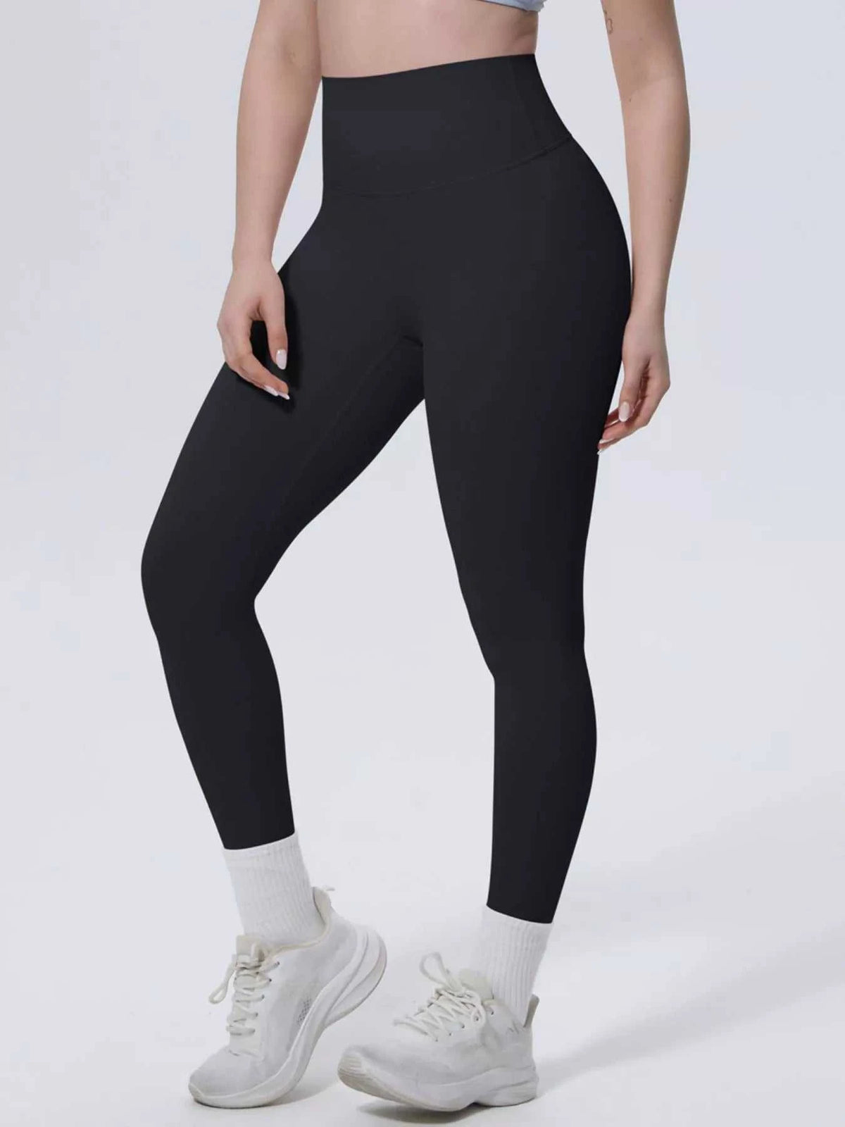High-Waisted Seamless Active Leggings 101006969838535 26 Affordable Fashion Under $100 Jerry's Apparel 