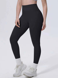 High-Waisted Seamless Active Leggings 101006969838535 26 Affordable Fashion Under $100 Jerry's Apparel 